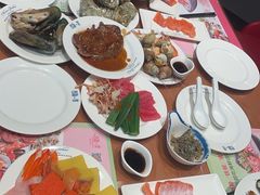 -四海一家自助餐(益田假日广场店)