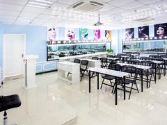 -首脑美容美发化妆美甲培训学校(长沙校区)