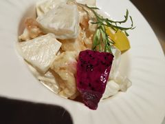 -穹六人间 people 6(岳阳路店)