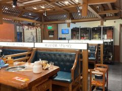 -明洞阿姨·韩式酱蟹烤肉·创意料理(三元桥店)