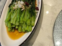 -海派美食·家宴海鲜青岛菜·石锅鲽鱼头(东方城店)