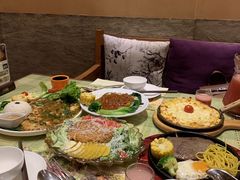 -月亮眼花园餐厅书吧酒吧