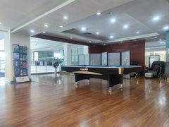 -上海星瀚奔驰4S店(红柳路店)