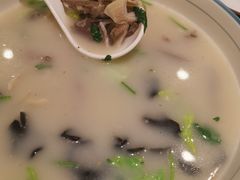 -清真·玛丽亚新疆菜主题餐厅(浙江中路店)