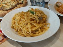 -必胜客(阿罗海店)