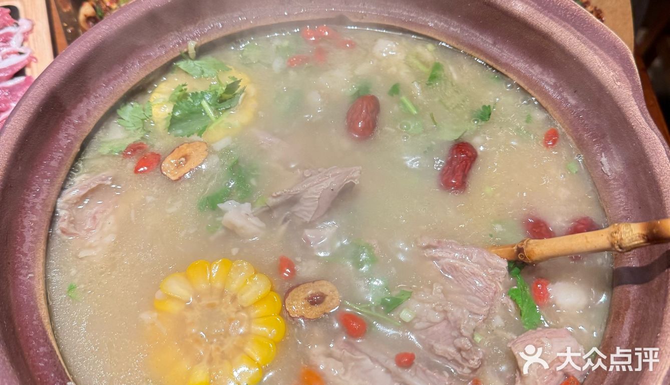 跟着“跑男”来的，这口羊排🍲我还要吃N次💯