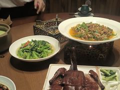 -老滇山寨•云南特色菜•地方菜•民族风情歌舞表演(金碧店)