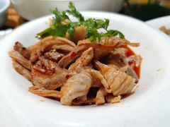 -茸梅路右拐龙虾-农家菜(松江店)