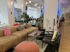 -WeWork中国(南京西路社区店)