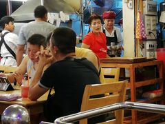 -J Daeng Seafood