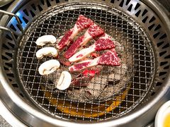 -草家酱蟹炭火烤肉店(珲春南路一店)