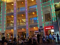 -海口骑楼小吃街