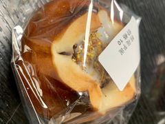 桂花芋泥碱水-雀食面包店(钟楼店)