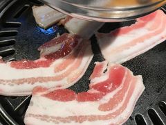 -唯成•韩国炭火烤肉 유성고기