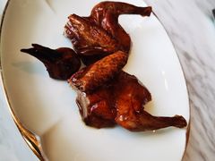 脆皮妙龄鸽-新荣记(新源南路店)