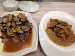 蔡记大红袍龙虾(莫愁湖东路店)-日食记精菜馆(建邺万达店)