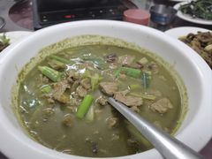 -香猪美食(中心店)