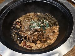 -万里闯关东铁锅炖菜馆(高新旗舰店)