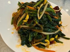 -汗腾格里·风味餐厅(新疆驻京办店)