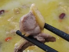 -15年老字号鑫鑫猪肚鸡·椰子鸡海南火锅(兴隆华侨农场店)