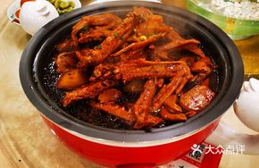 Braised Goose Feet and Wings