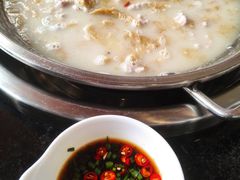 -老来福·非遗酸汤兔(凯旋路店)
