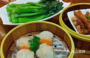Fengyuan Xie Jiao Huang