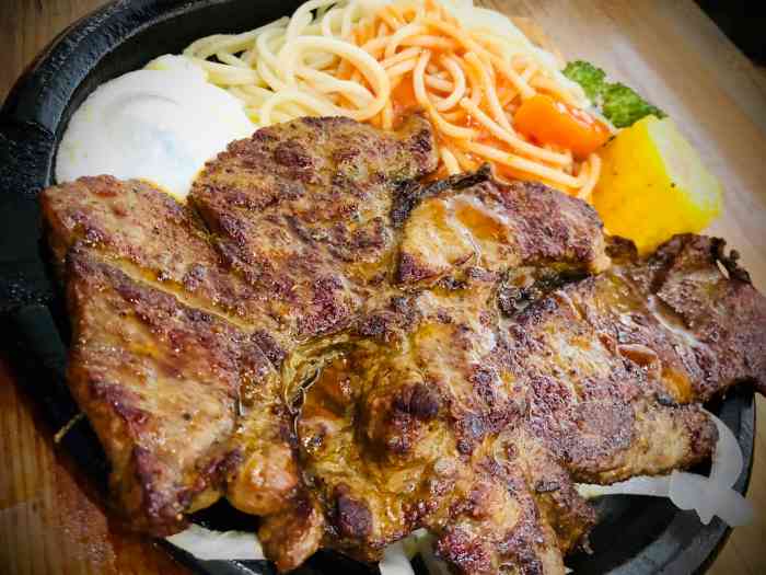 宾果餐厅(开发区店)-"[薄荷]环境:不错,干净,整洁,能接待.