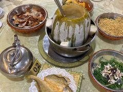 -红旗山庄(圭峰山店)