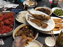 -聚汇三少·龙虾·中餐厅(莫邪路新天地店)