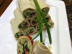 豆皮蔬菜卷-麻辣港湾