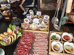 -菌自由丨野生菌火锅特色庭院餐厅(丽江古城店)