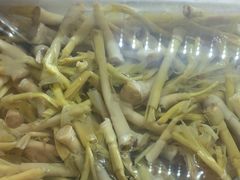 -小胡子农家菜馆
