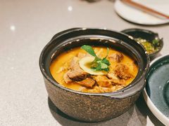 酸木瓜炖牛腩-半山腰·云南菜(侨福芳草地店)