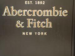 -Abercrombie & Fitch(天环广场店)