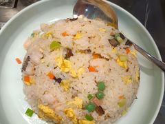 -鸭绿江海鲜烧烤大排档(杏林街店)