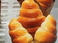 -好利来(上海长宁龙之梦店)