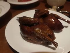 红烧乳鸽-杭州JW万豪酒店-万豪中餐厅