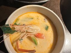 -大头虾越式风味餐厅(光明广场店)
