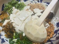 -蜗牛小馆醉乡民谣云南菜(惠新西里店)