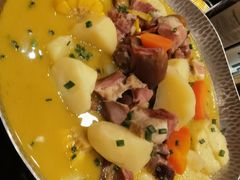 -川流不息·地道川菜·小龙虾(新松江路店)