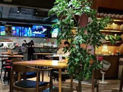 大堂-JINNS锦时 steak&pizza(浸信会礼拜堂旧址店)