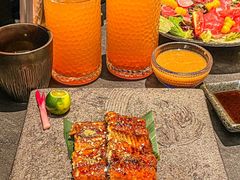 -铭牛烧肉·和牛海鲜自助(高新月牙湖店)