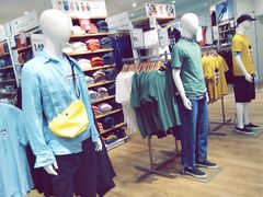 -优衣库(上海虹口龙之梦店)