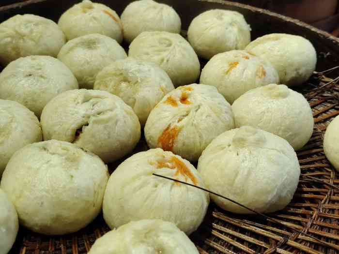 五馅包(中海右岸店)-"以前在武侯区工作的时候附近就有一家五馅包.