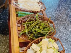 -阿婆情腊排骨火锅(金虹路店)