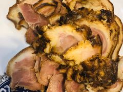 香酱热肘子-傅记酱肉