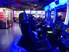 -嗨翻Hi-Fun竞技主题乐园·蹦床亲子生日轰趴(国光1937店)