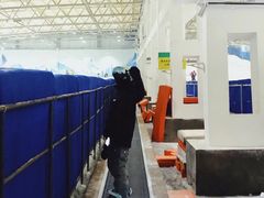 -乔波室内滑雪场