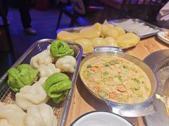 -山河屯铁锅炖鲜鹅·东北菜(开发区一店)